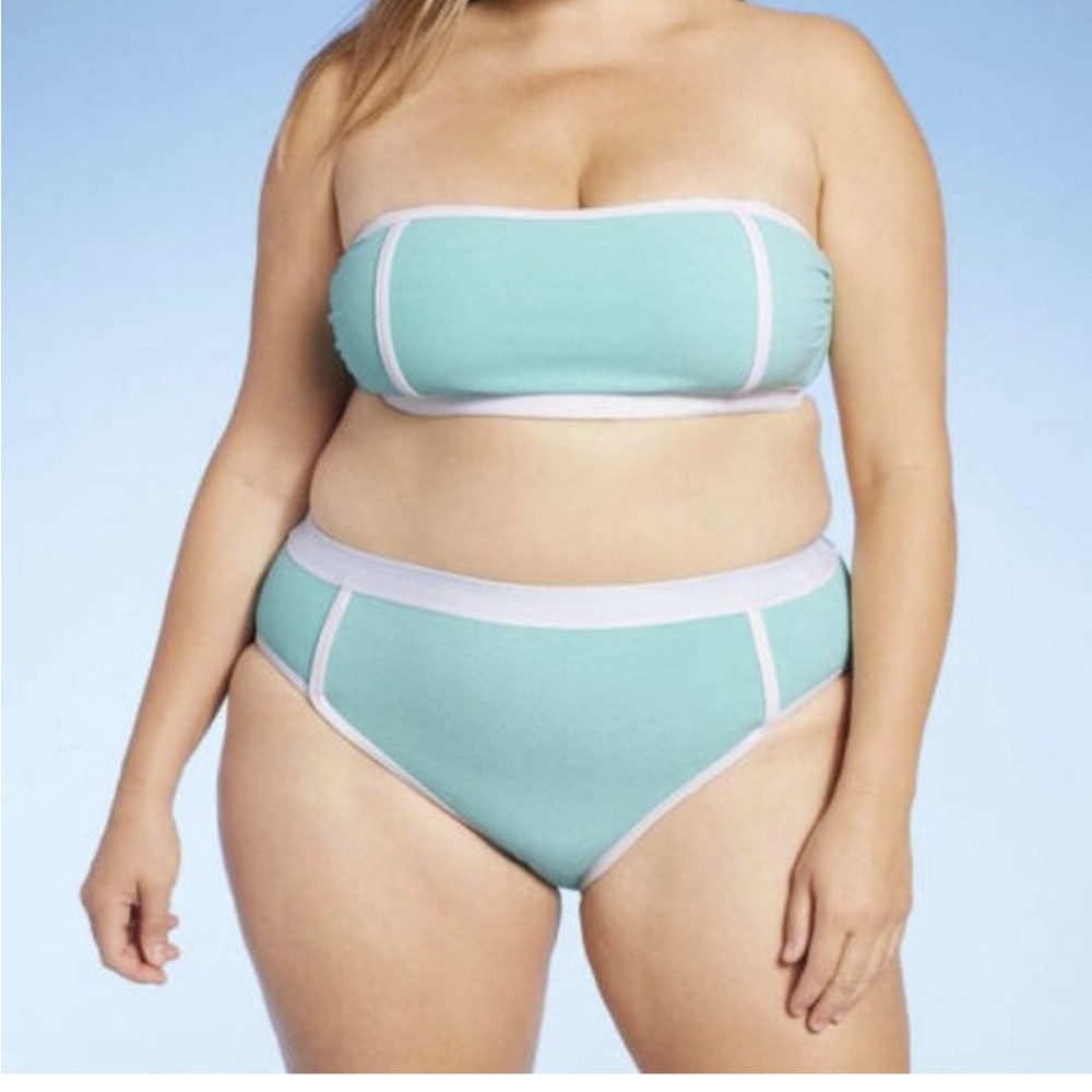 Plus size bikini swimsuit from Target with removable straps 2X/3X